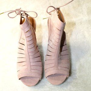 Pink Wedges